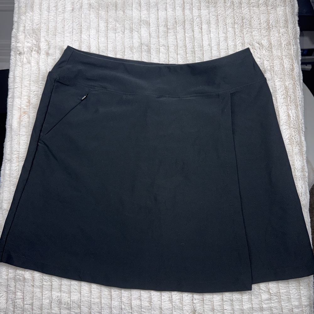 L.L. Bean Women's Outdoor Skort Golf Tennis Pickleball Solid Black Large EUC!!